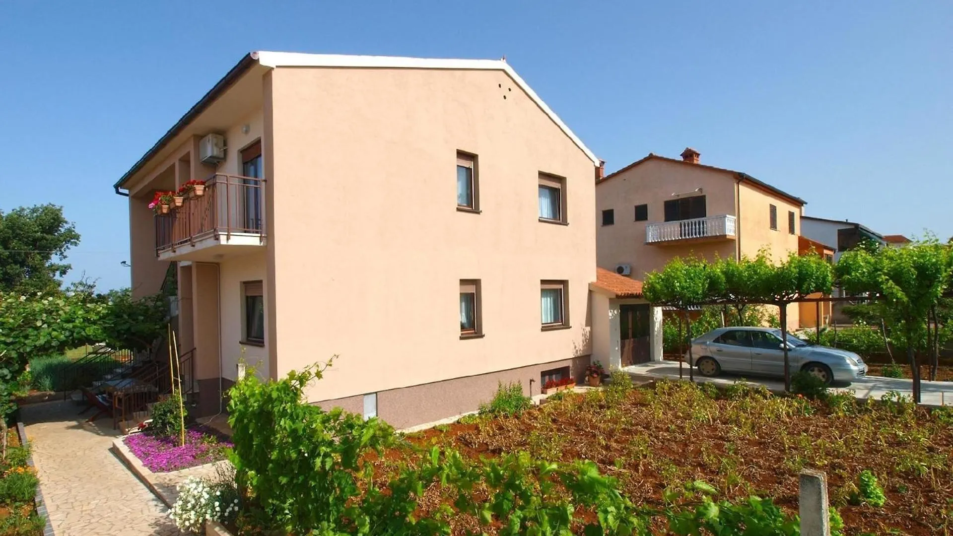 Ferienwohnung Fuer 4 Personen Ca 50 Qm In Pula-Fondole, Istrien Istrische Riviera contacts